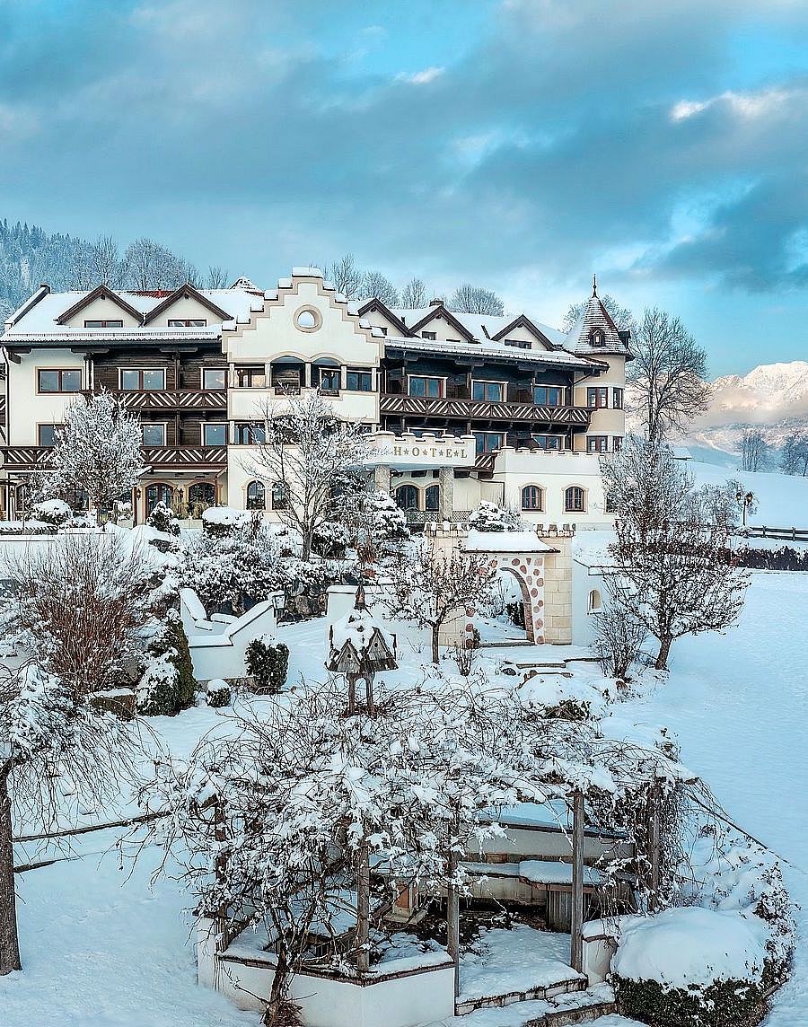 Hotel AlpenSchlössl Winter in Söll Winteransicht vom Hotel AlpenSchlössl in Söll am Wilden Kaiser