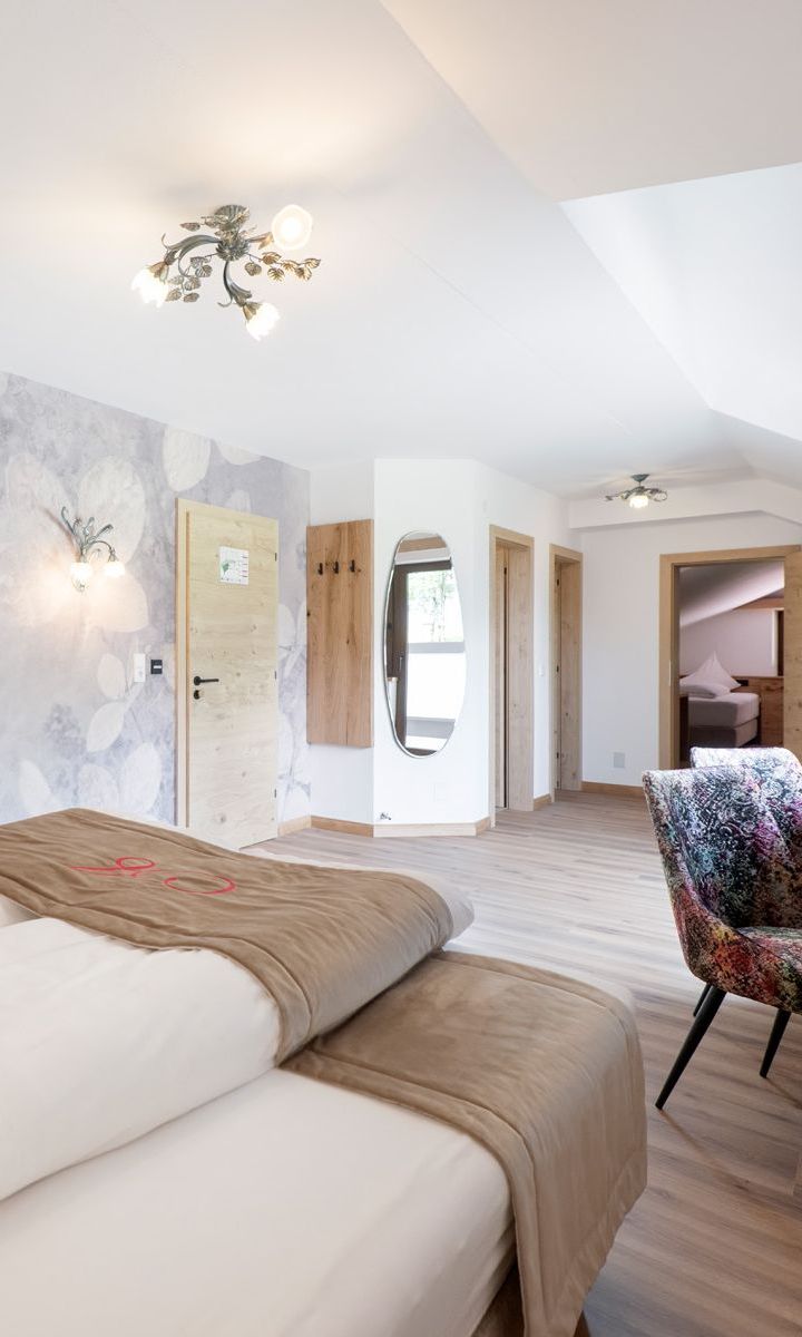 Alpenglück Family Suite: Two Bedrooms, Happy Family Moments Alpenglück Family Suite: Two Bedrooms, Happy Family Moments