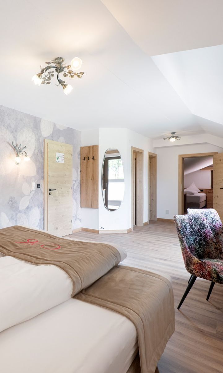 Familiensuite Alpenglück: Zwei Schlafzimmer, viel Familienglück Familiensuite Alpenglück: Zwei Schlafzimmer, viel Familienglück